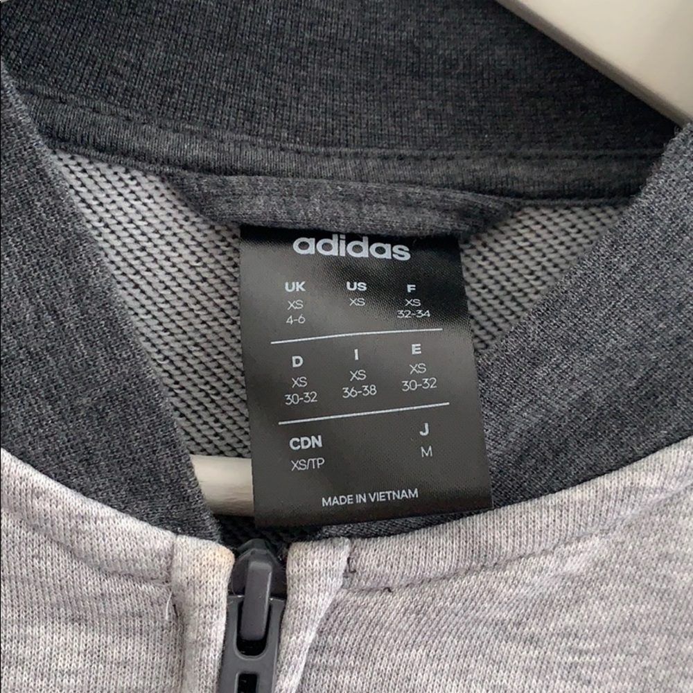 Adidas zip jacket - Picture 3 of 9